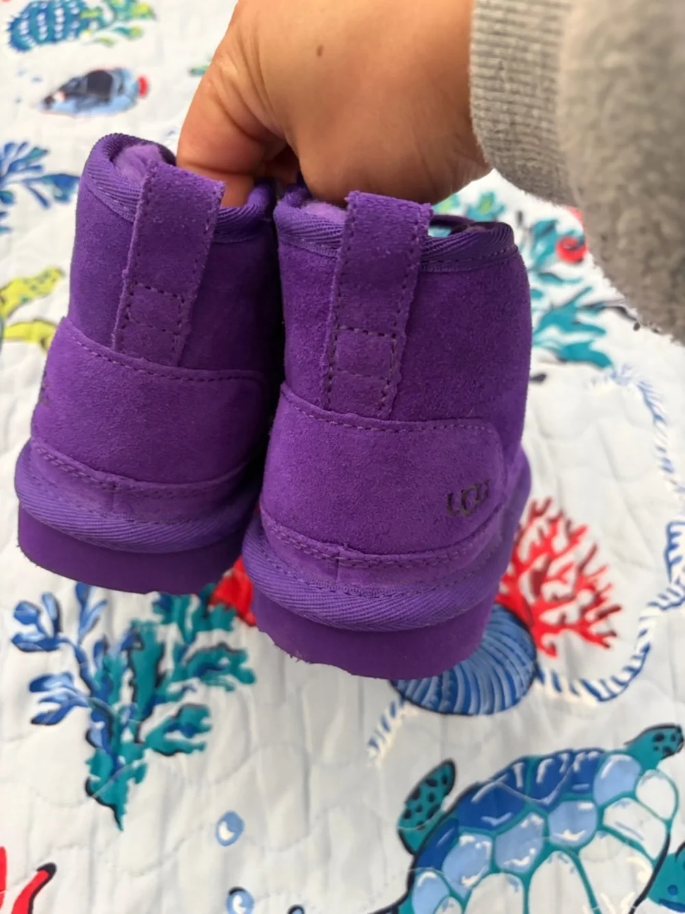 UGG Kids Neumel II boots, purple suede upper and a cozy wool lining Size 11 kids - Picture 3 of 8
